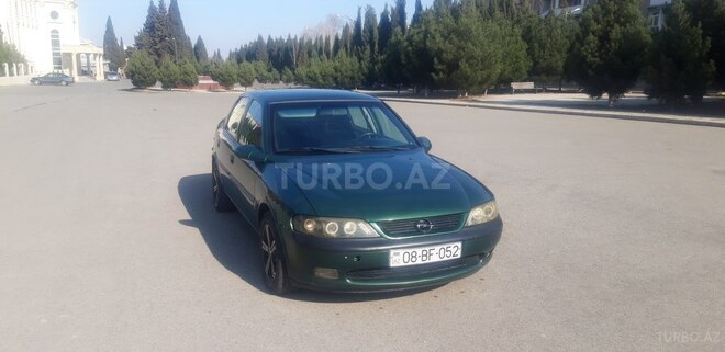 Opel Vectra 1997, 295,000 km - 1.8 л - Gəncə