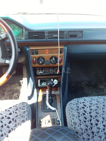 Mercedes E 300 1992, 550,000 km - 3.0 л - Beyləqan