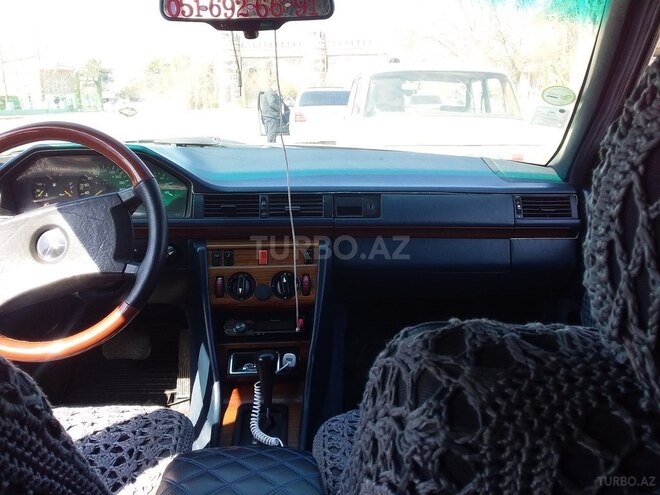 Mercedes E 300 1992, 550,000 km - 3.0 л - Beyləqan