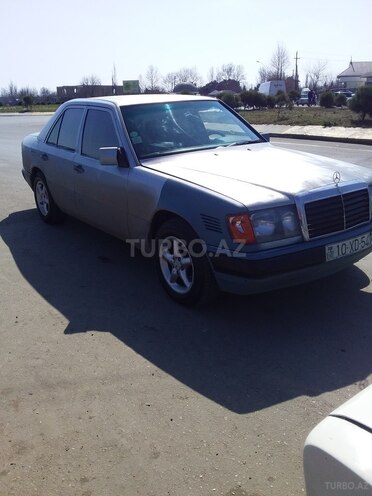 Mercedes E 300 1992, 550,000 km - 3.0 л - Beyləqan
