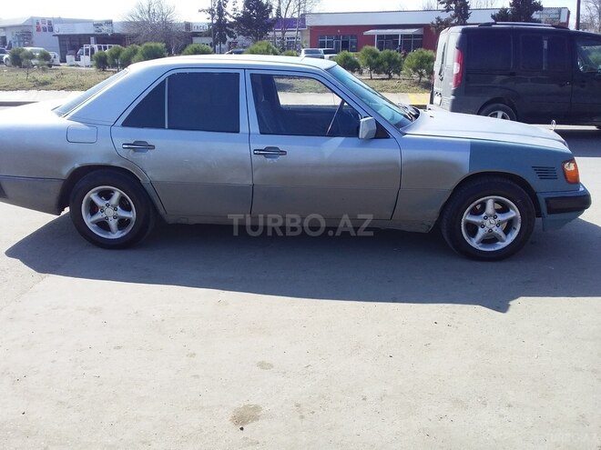 Mercedes E 300 1992, 550,000 km - 3.0 л - Beyləqan