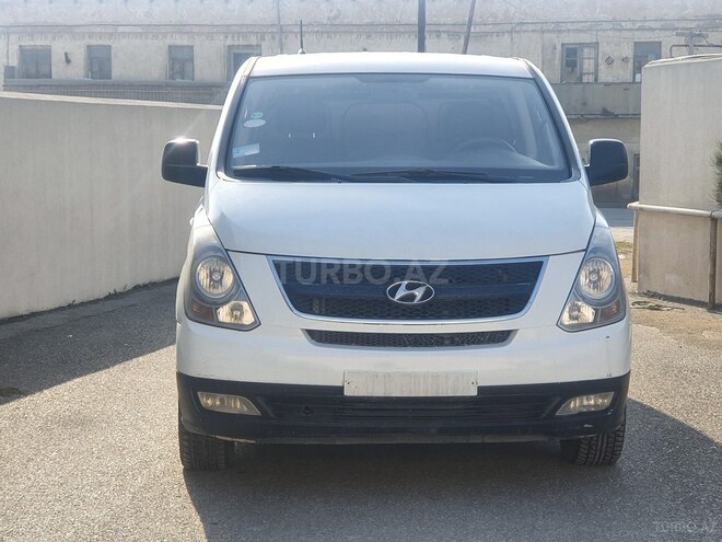 Hyundai H-1 2009, 200,430 km - 2.5 l - Bakı