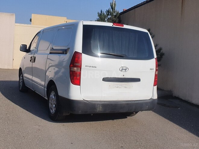 Hyundai H-1 2009, 200,430 km - 2.5 l - Bakı