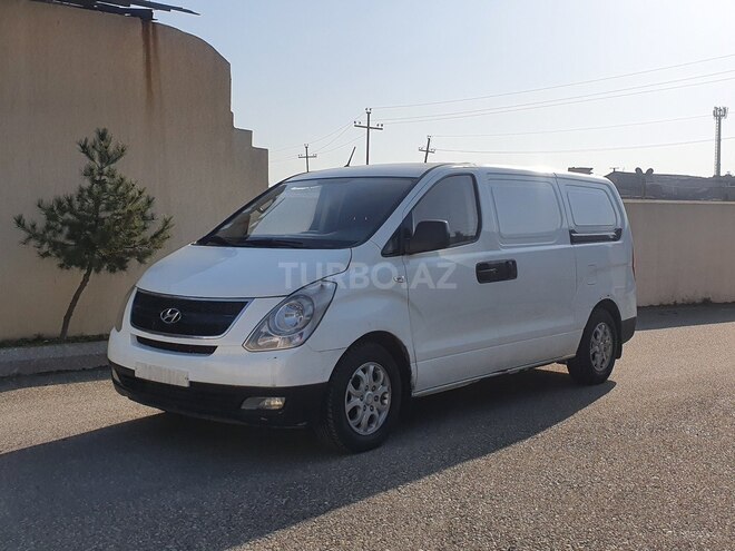 Hyundai H-1 2009, 200,430 km - 2.5 l - Bakı