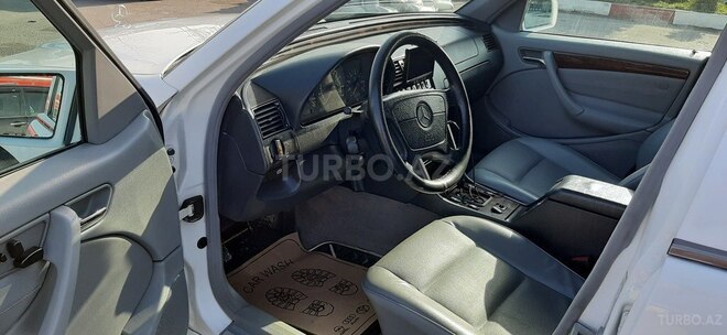 Mercedes C 230 1999, 244,000 km - 2.3 l - Bakı