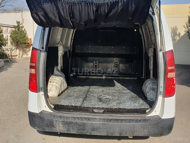 Hyundai H-1 2009, 200,430 km - 2.5 l - Bakı