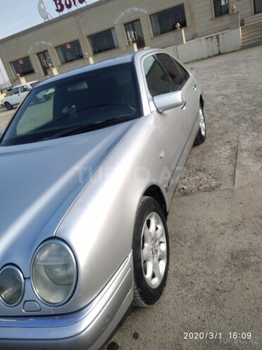 Mercedes E 230 1997, 360,000 km - 2.3 l - Füzuli