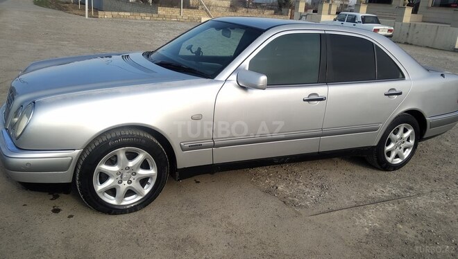 Mercedes E 230 1997, 360,000 km - 2.3 l - Füzuli
