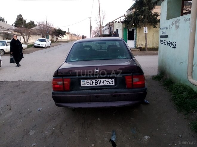 Opel Vectra 1993, 200,000 km - 2.0 л - Bakı