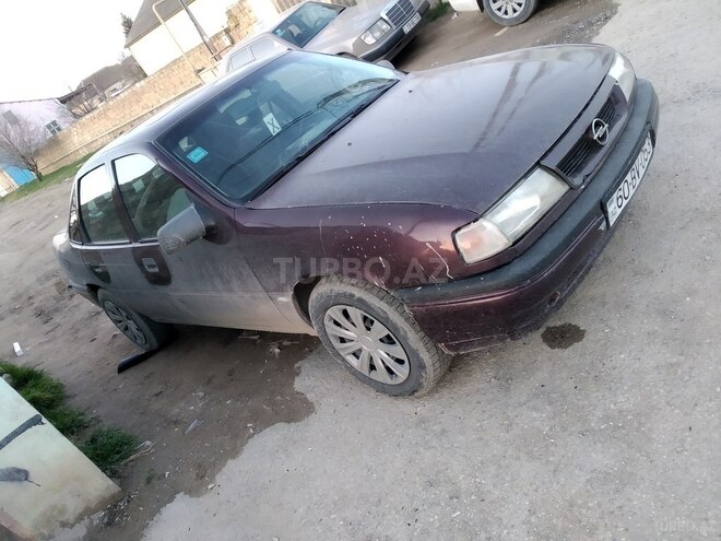 Opel Vectra 1993, 200,000 km - 2.0 л - Bakı