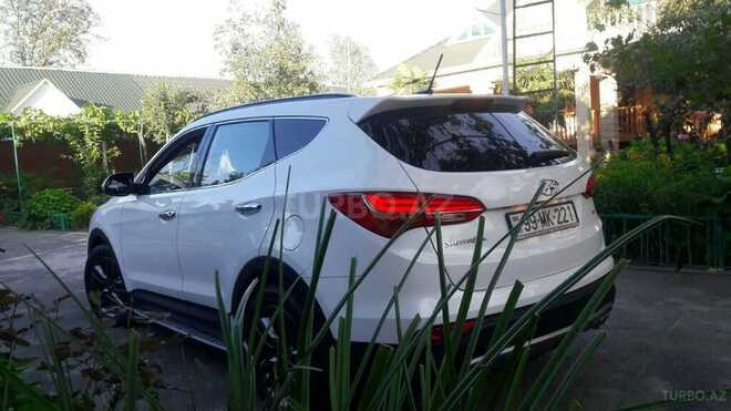 Hyundai Santa Fe 2014, 100 km - 2.4 л - Zaqatala