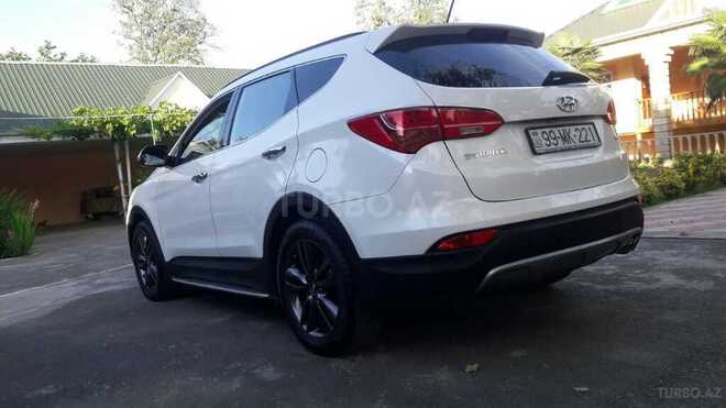Hyundai Santa Fe 2014, 100 km - 2.4 л - Zaqatala