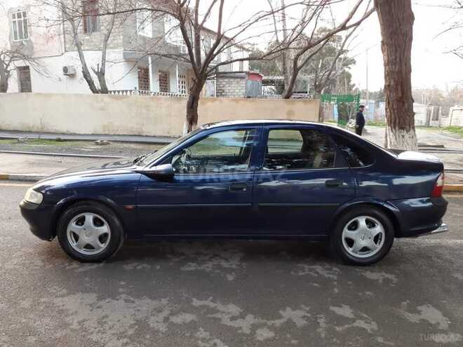 Opel Vectra 1998, 323,000 km - 1.8 l - Sumqayıt