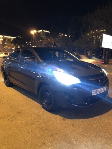 Mitsubishi Attrage 2014, 180,000 km - 1.2 l - Bakı