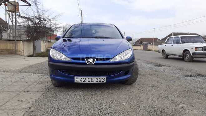 Peugeot 206 2008, 137,000 km - 1.4 l - Lənkəran