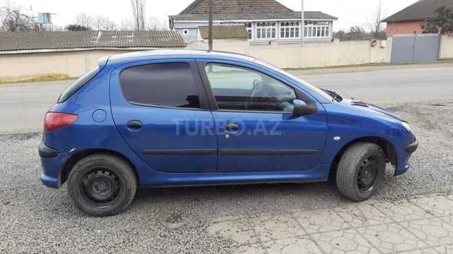 Peugeot 206 2008, 137,000 km - 1.4 l - Lənkəran
