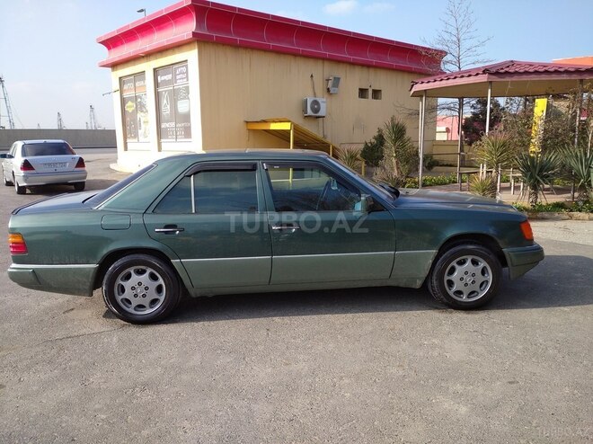 Mercedes E 200 1992, 364,000 km - 2.0 l - Bakı