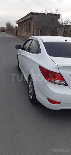 Hyundai Accent 2013, 100,000 km - 1.6 л - Bakı