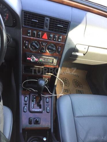 Mercedes C 230 1998, 192,000 km - 2.3 l - Bakı