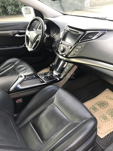 Hyundai i40 2014, 122,000 km - 2.0 l - Bakı