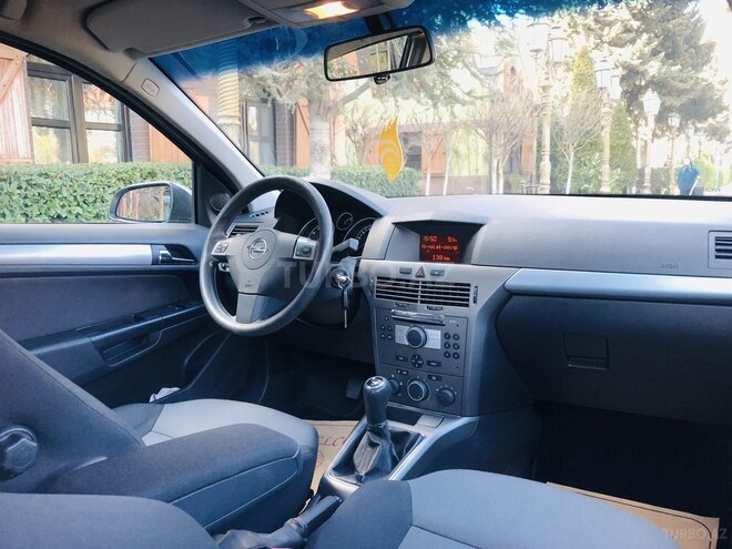 Opel Astra 2006, 152,000 km - 1.4 l - Bakı