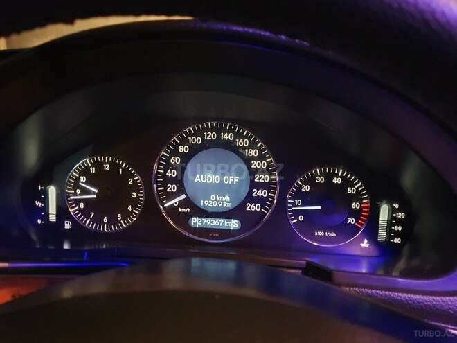 Mercedes E 240 2003, 280,000 km - 2.4 l - Bakı