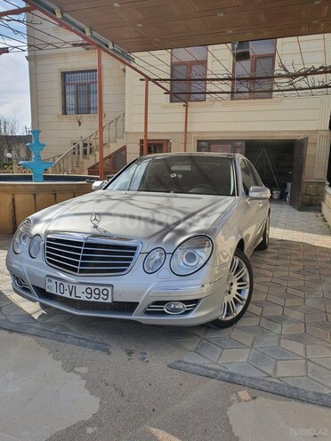 Mercedes E 240 2003, 280,000 km - 2.4 l - Bakı