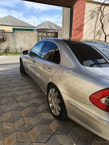 Mercedes E 240 2003, 280,000 km - 2.4 l - Bakı
