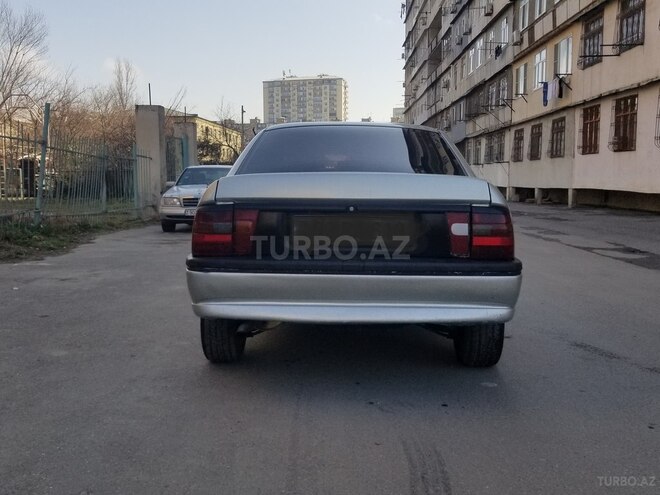 Opel Vectra 1995, 365,400 km - 2.0 l - Bakı