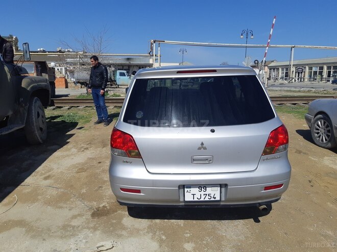 Mitsubishi Airtrek 2001, 204,000 km - 2.0 л - Bakı