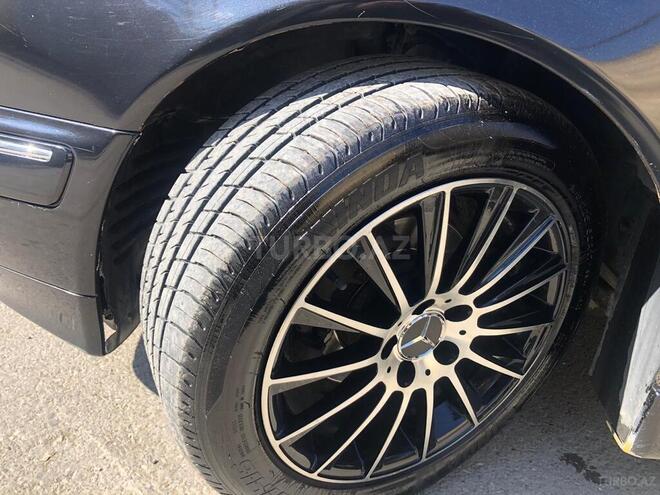 Mercedes E 240 1999, 390,000 km - 2.4 l - Bakı