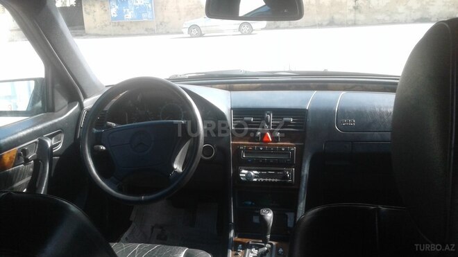 Mercedes C 230 1998, 266,000 km - 2.3 l - Bakı