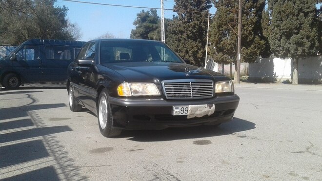 Mercedes C 230 1998, 266,000 km - 2.3 l - Bakı