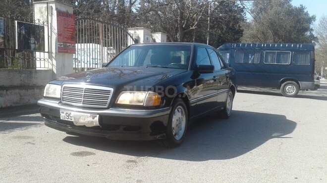 Mercedes C 230 1998, 266,000 km - 2.3 l - Bakı