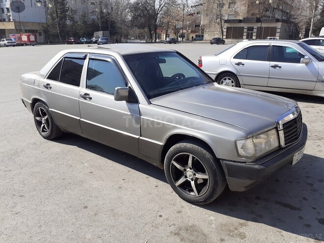 Mercedes 190 1991, 2,222,222 km - 0.2 l - Mingəçevir