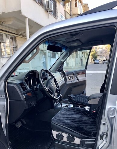 Mitsubishi Pajero 2006, 176,000 km - 3.0 л - Bakı