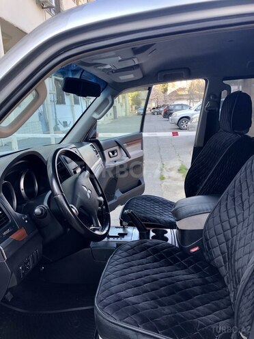 Mitsubishi Pajero 2006, 176,000 km - 3.0 л - Bakı