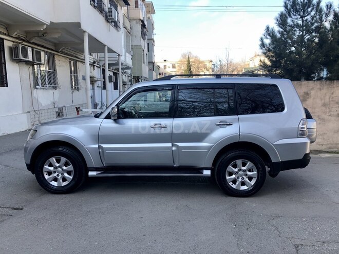 Mitsubishi Pajero 2006, 176,000 km - 3.0 л - Bakı