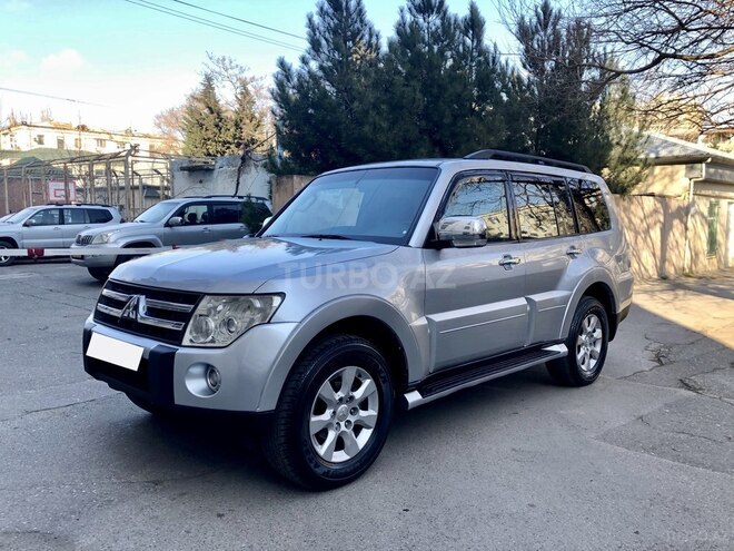 Mitsubishi Pajero 2006, 176,000 km - 3.0 л - Bakı