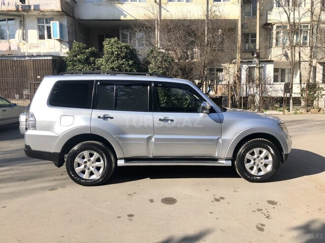 Mitsubishi Pajero 2006, 176,000 km - 3.0 л - Bakı