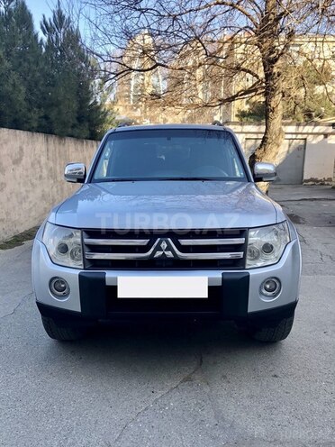 Mitsubishi Pajero 2006, 176,000 km - 3.0 л - Bakı