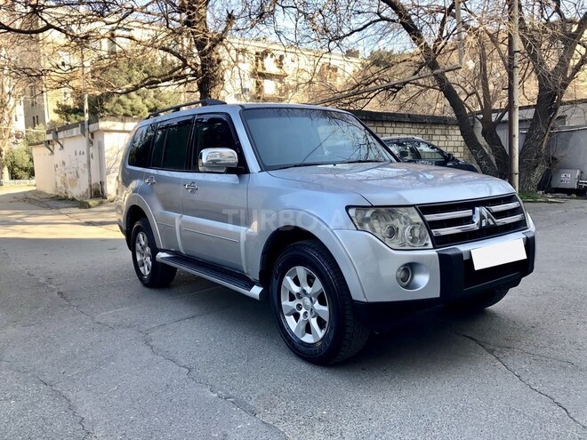 Mitsubishi Pajero 2006, 176,000 km - 3.0 л - Bakı