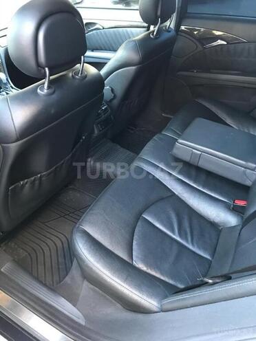 Mercedes E 240 2003, 288,000 km - 2.4 l - Bakı