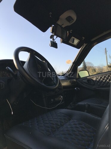 Chevrolet Niva 2004, 185,000 km - 1.7 l - Astara
