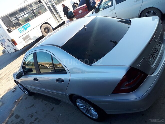 Mercedes C 220 2005, 397,000 km - 2.2 l - Bakı