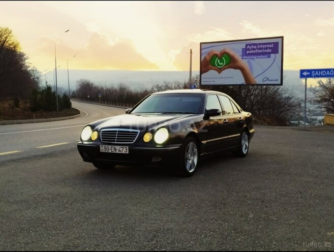 Mercedes E 270 2001, 390,000 km - 2.7 l - Bakı