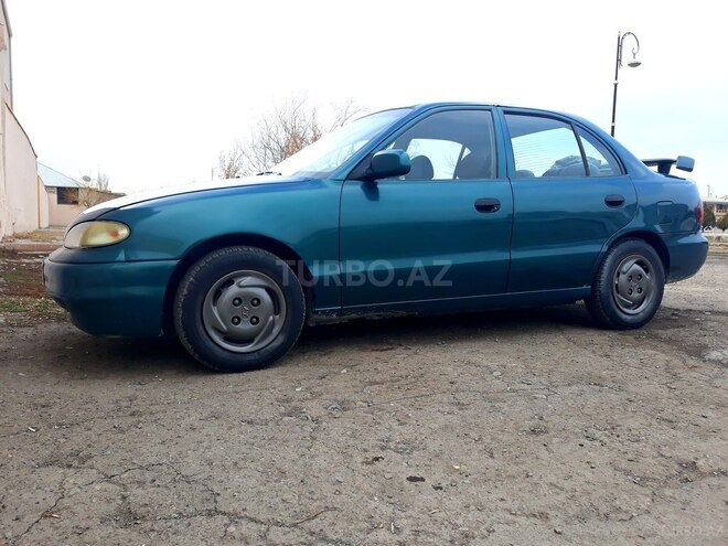 Hyundai Accent 1996, 275,000 km - 1.5 л - Naxçıvan
