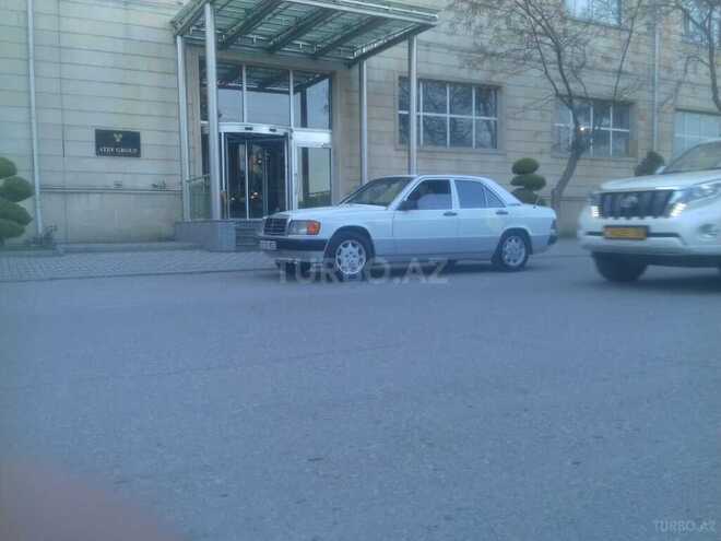 Mercedes 190 1992, 295,555 km - 2.0 l - Bakı