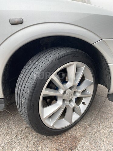 Opel Astra 1998, 260,000 km - 2.0 l - Bakı