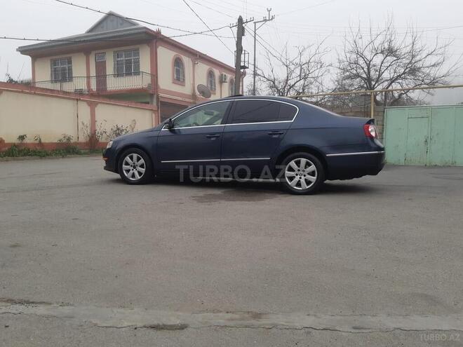 Volkswagen Passat 2005, 204,097 km - 2.0 l - Bakı
